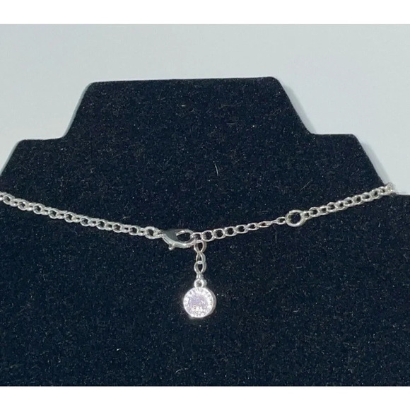 Liz Claiborne LC Silver Tone 5 Ring‎ Necklace Ajustable - Picture 4 of 7